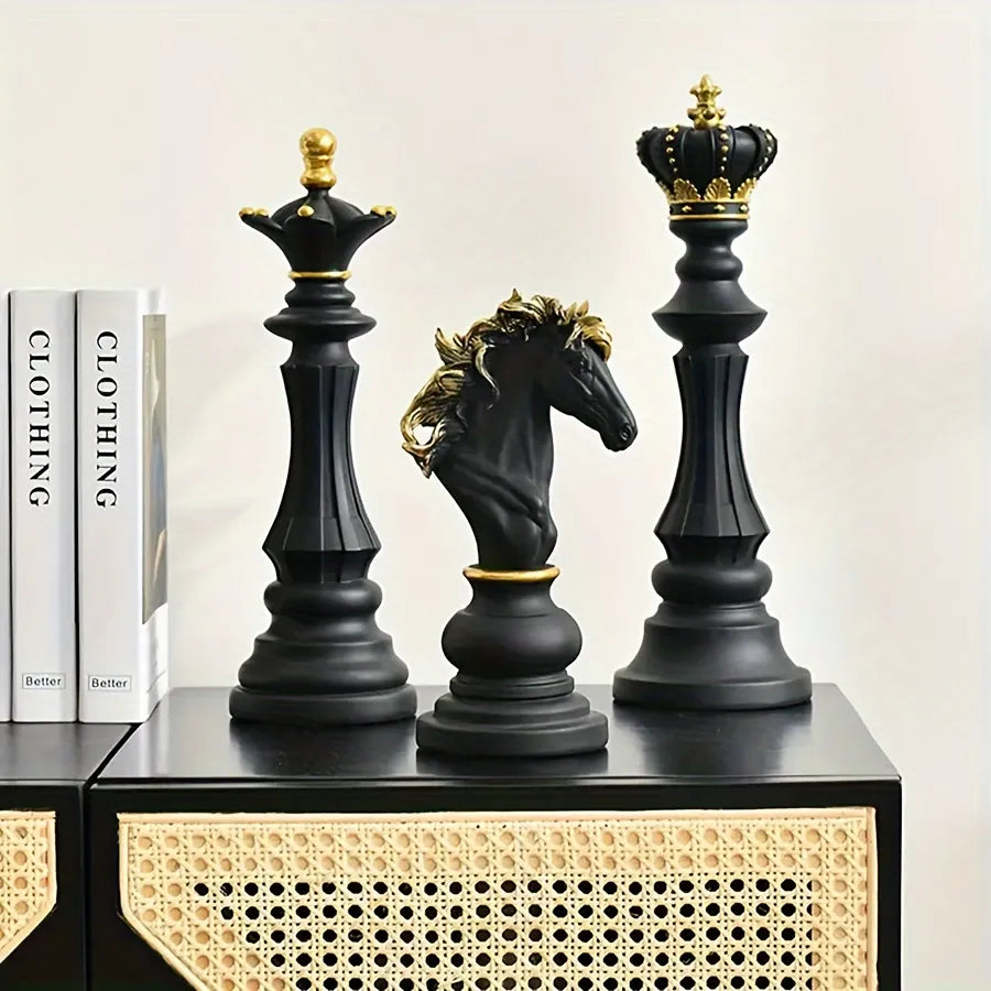 ROYAL CHESS PIECES DECOR