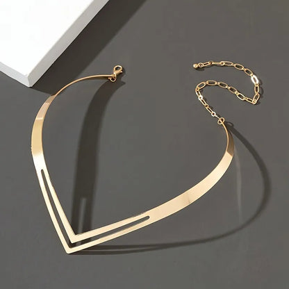 EXAGGERATED COLLAR NECKLACE